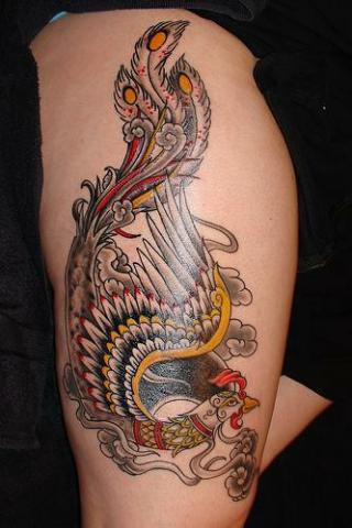 Татуировка на бедре - феникс